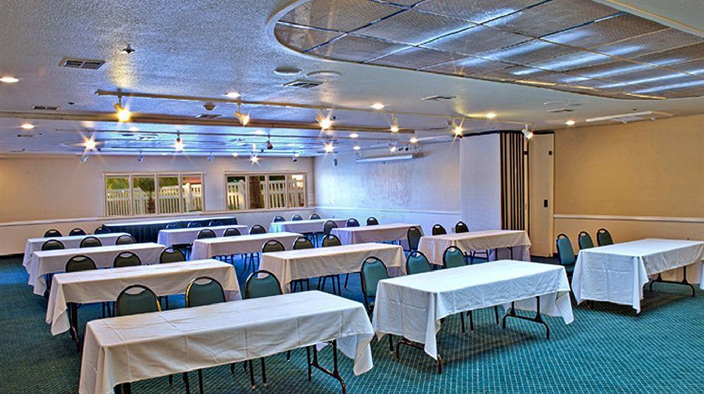 Windmill Suites Surprise - Phoenix, Ascend Hotel Collection Ngoại thất bức ảnh