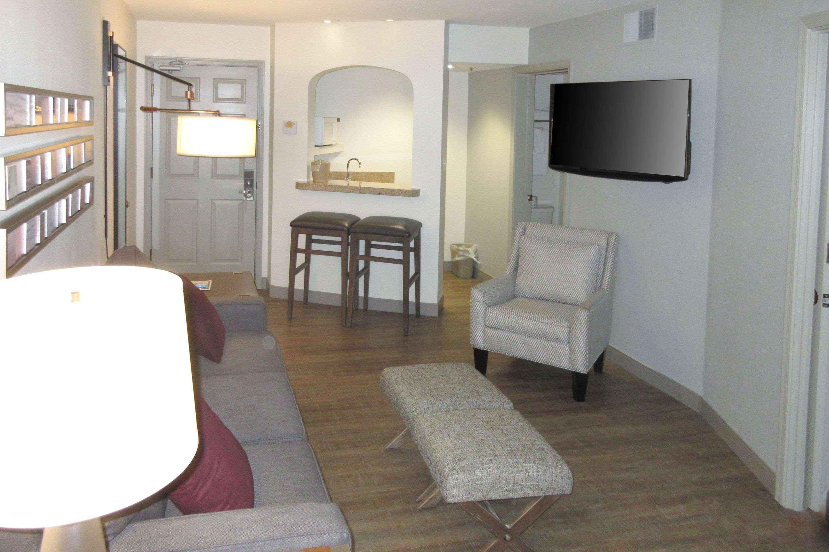 Windmill Suites Surprise - Phoenix, Ascend Hotel Collection Ngoại thất bức ảnh